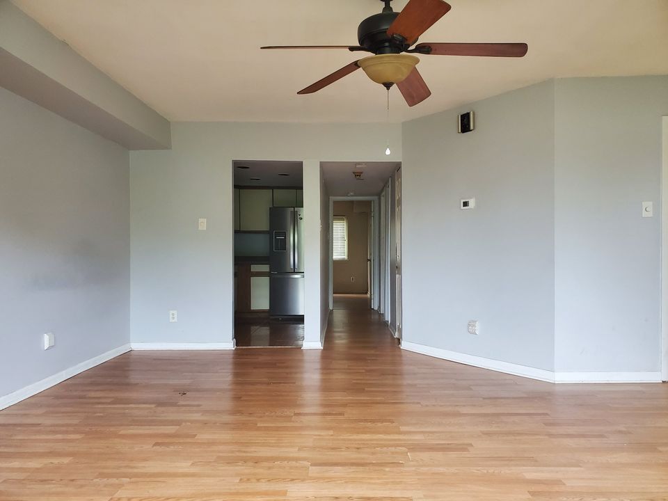 2 Beds 1 Bath Apartment photo'