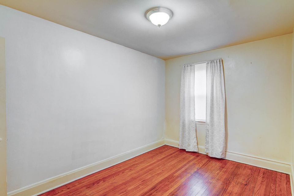 2 Beds 1 Bath - Apartment photo'