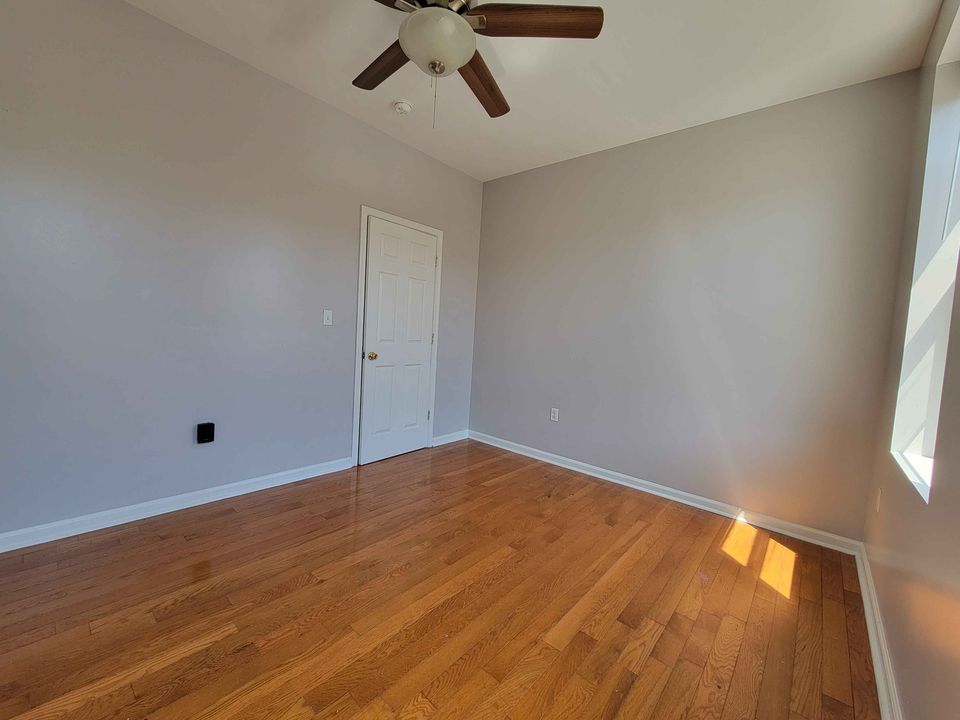 2 Beds 1 Bath - House photo'