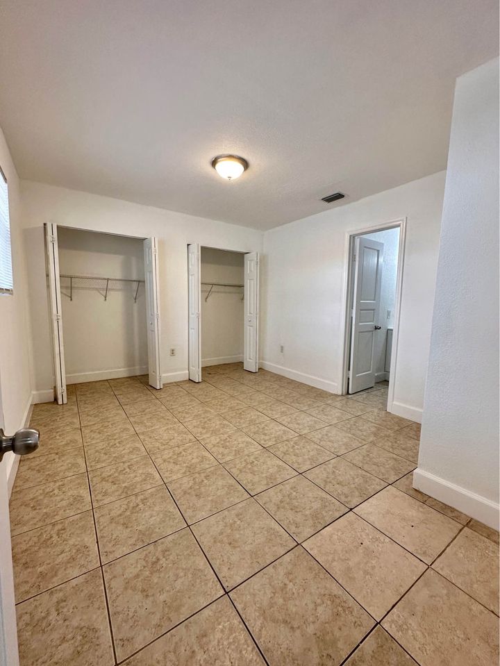 2 Beds 1 Bath - House photo'