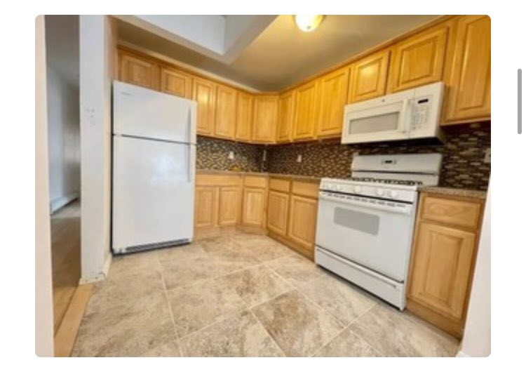 2 Beds 1 Bath - House photo'