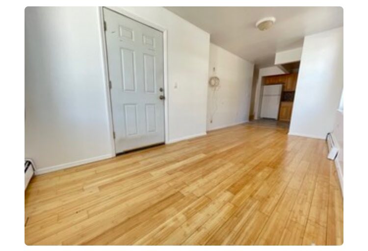 2 Beds 1 Bath - House photo'