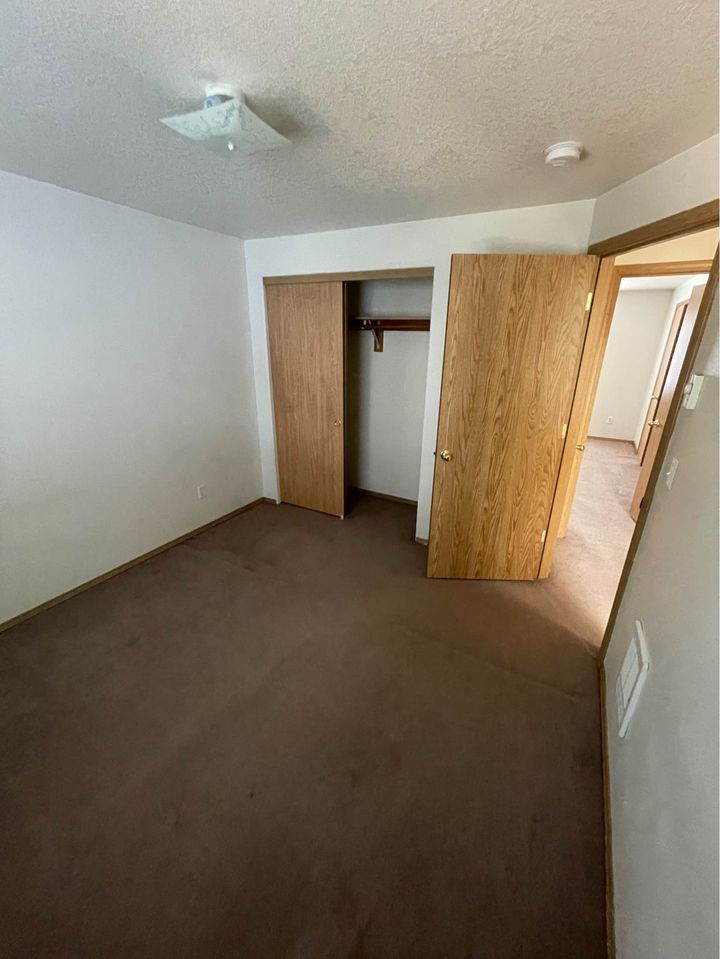 2 Beds 1 Bath - Townhouse photo'