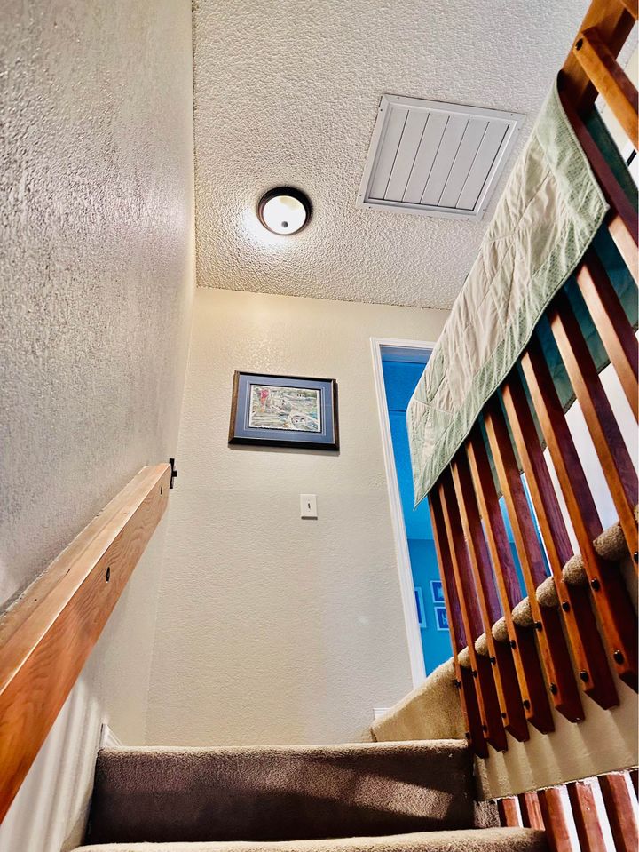 2 Beds 1 Bath - Townhouse photo'