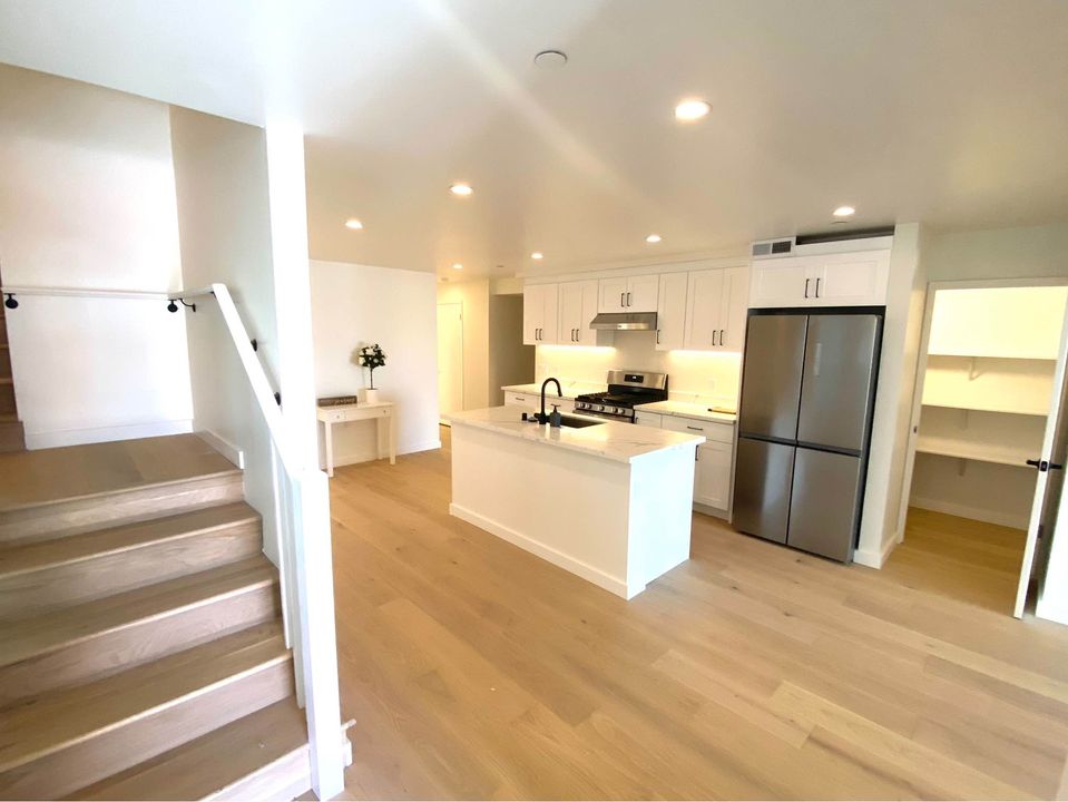 Private Bedroom in a Brand New House! photo'