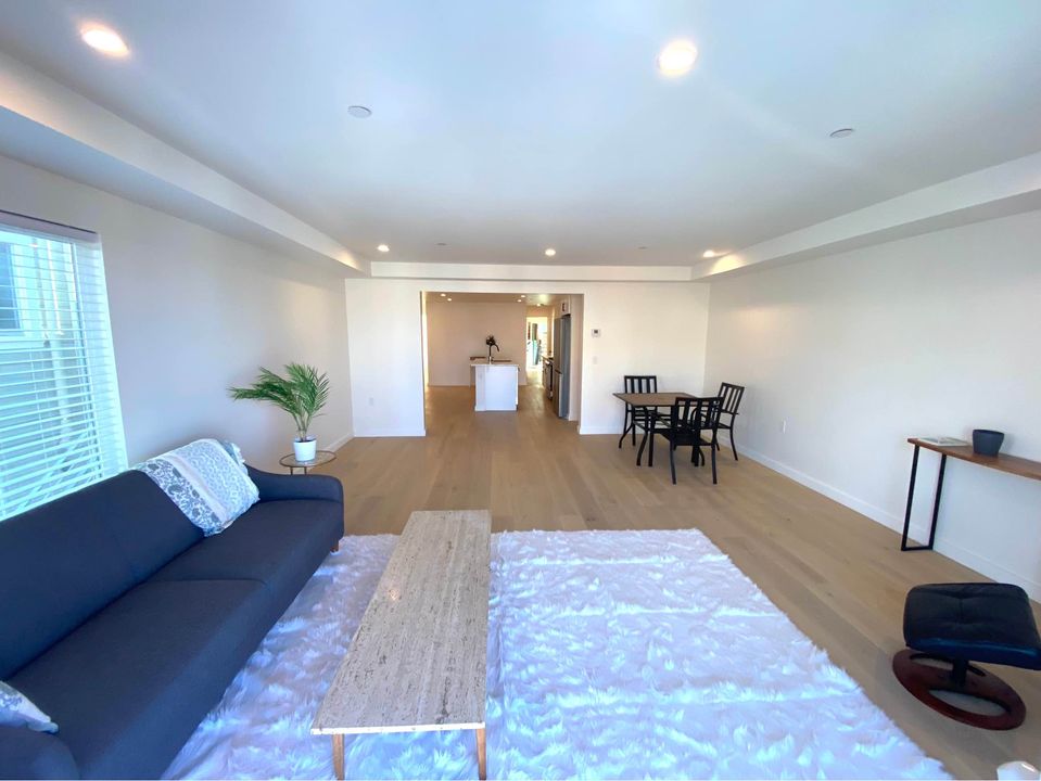 Private Bedroom in a Brand New House! photo'