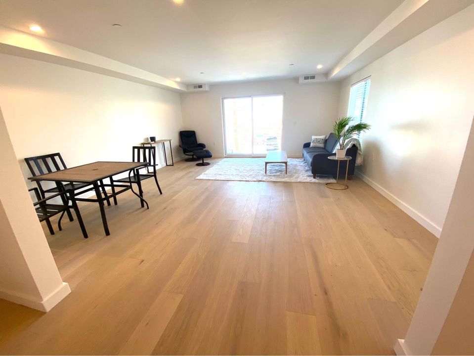 Private Bedroom in a Brand New House! photo'