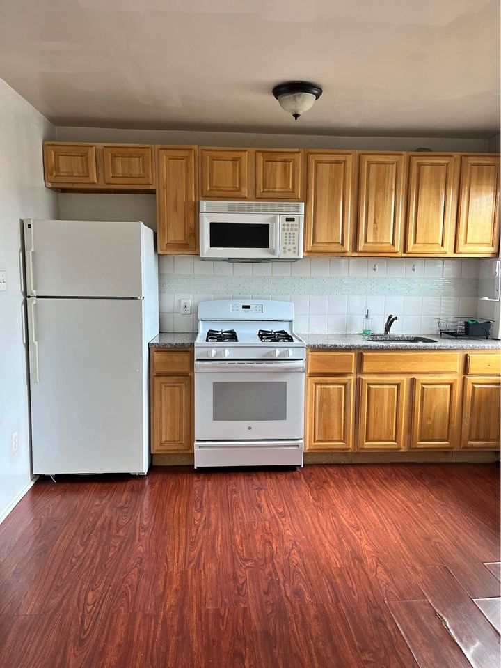 1 Bed 1 Bath - Apartment