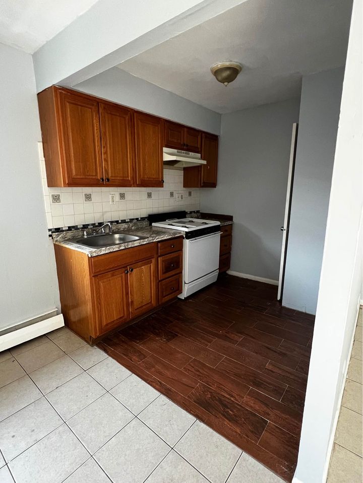 1 Bed 1 Bath - Apartment - 8