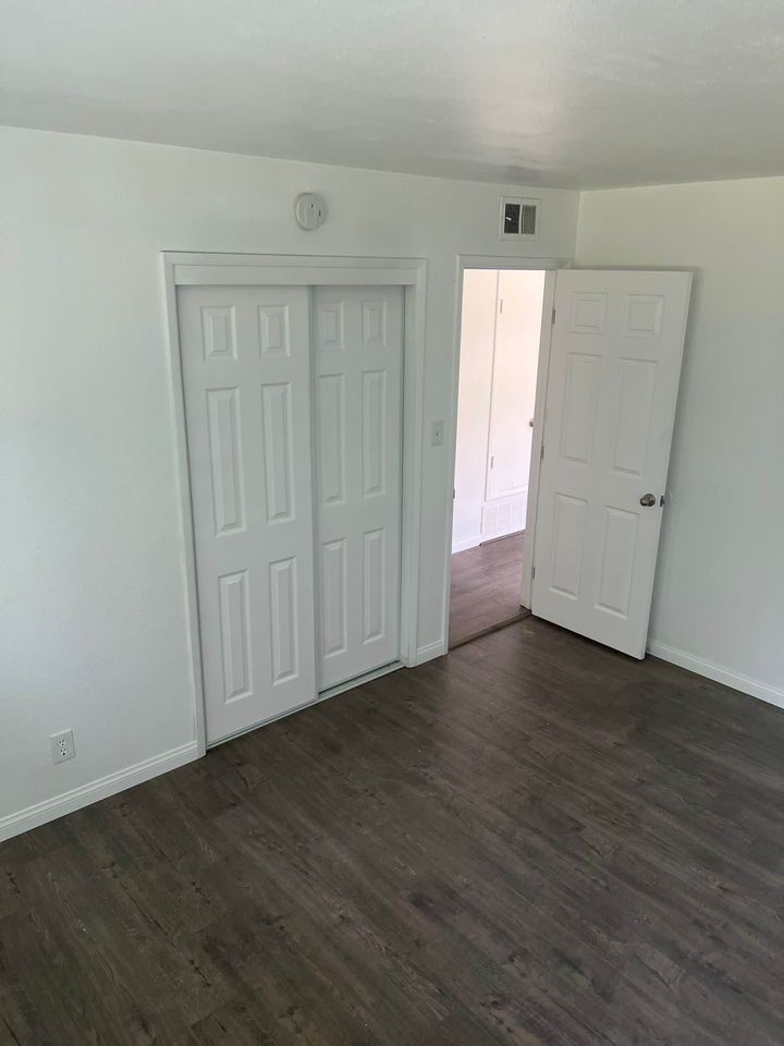 2 Beds 1 Bath - House photo'