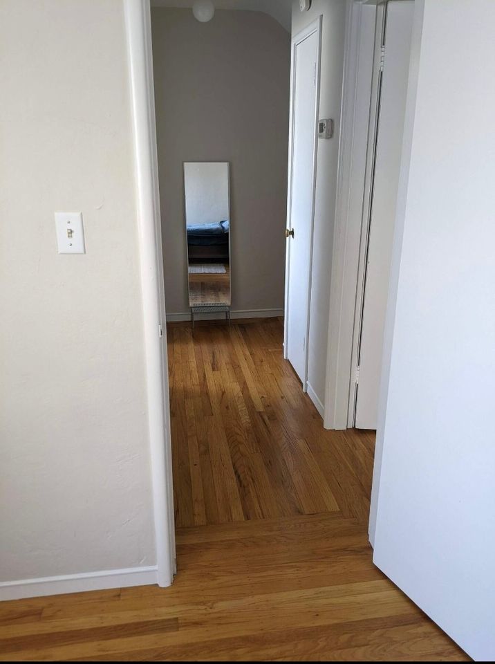 2 Beds 1 Bath Townhouse photo'