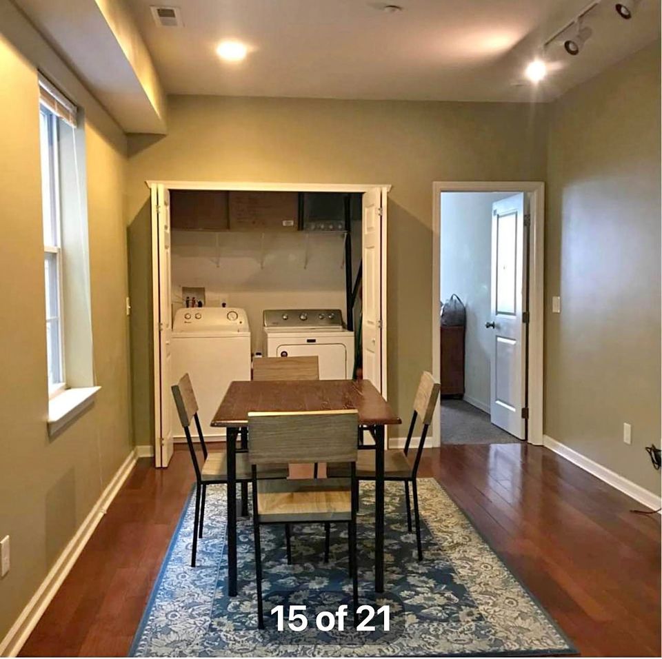 2 Beds 4 Baths - Townhouse