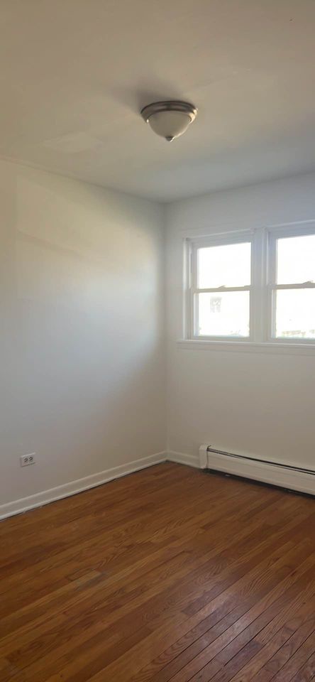 3 Beds 1 Bath - Apartment photo'