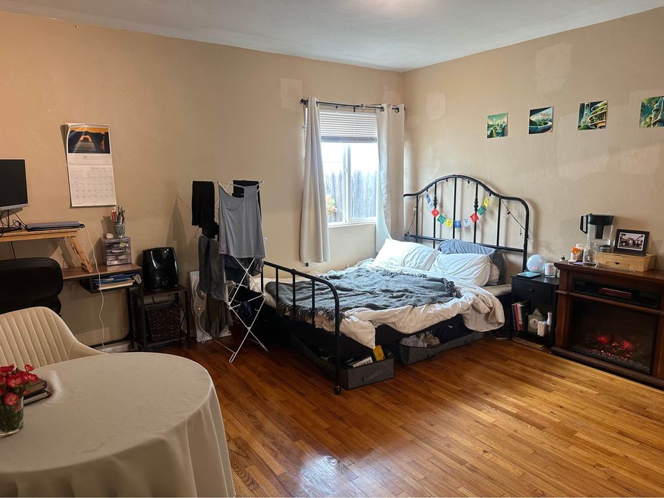 1 Bed 1 Bath - House photo'