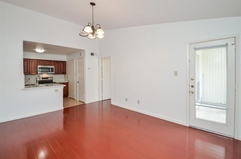 1 Bed 1 Bath Townhouse photo'