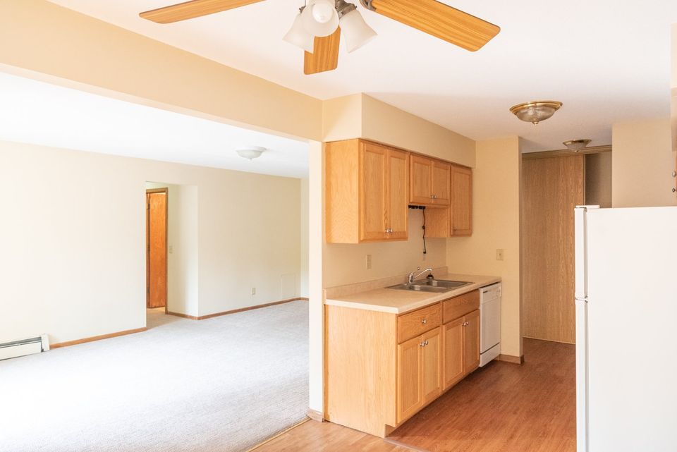 2 Beds 1 Bath Apartment photo'