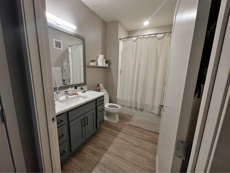 2 Beds 1 Bath - Apartment