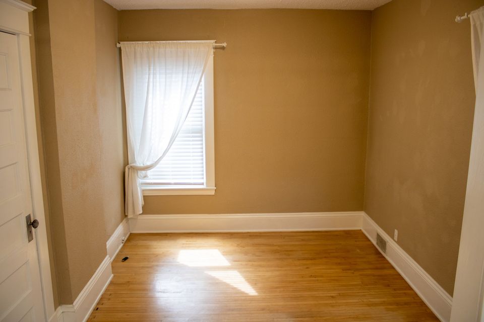 2 Beds 1 Bath Apartment photo'