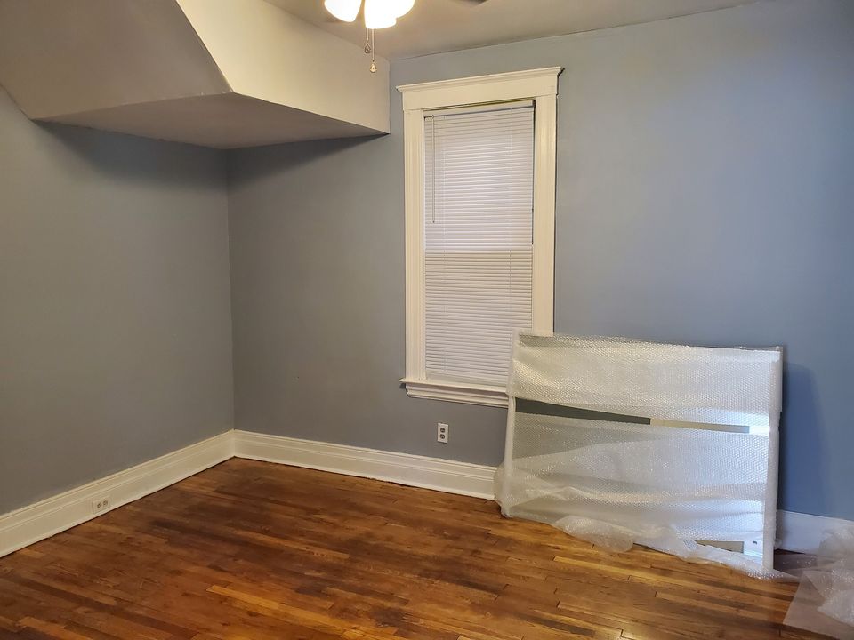 2 Beds 1 Bath Apartment photo'