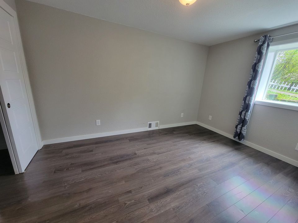 2 Beds 1 Bath Apartment/condo photo'