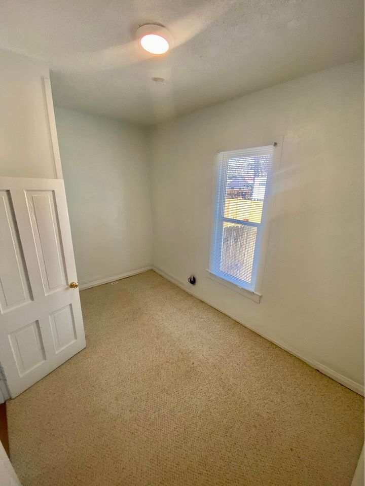 2 Beds 1 Bath - House photo'