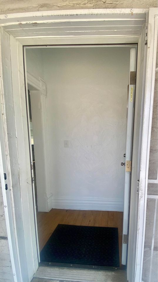 2 Beds 1 Bath - House photo'