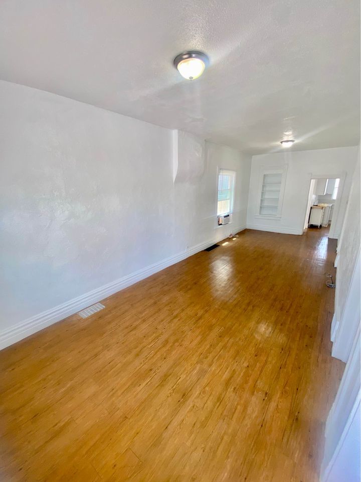 2 Beds 1 Bath - House photo'