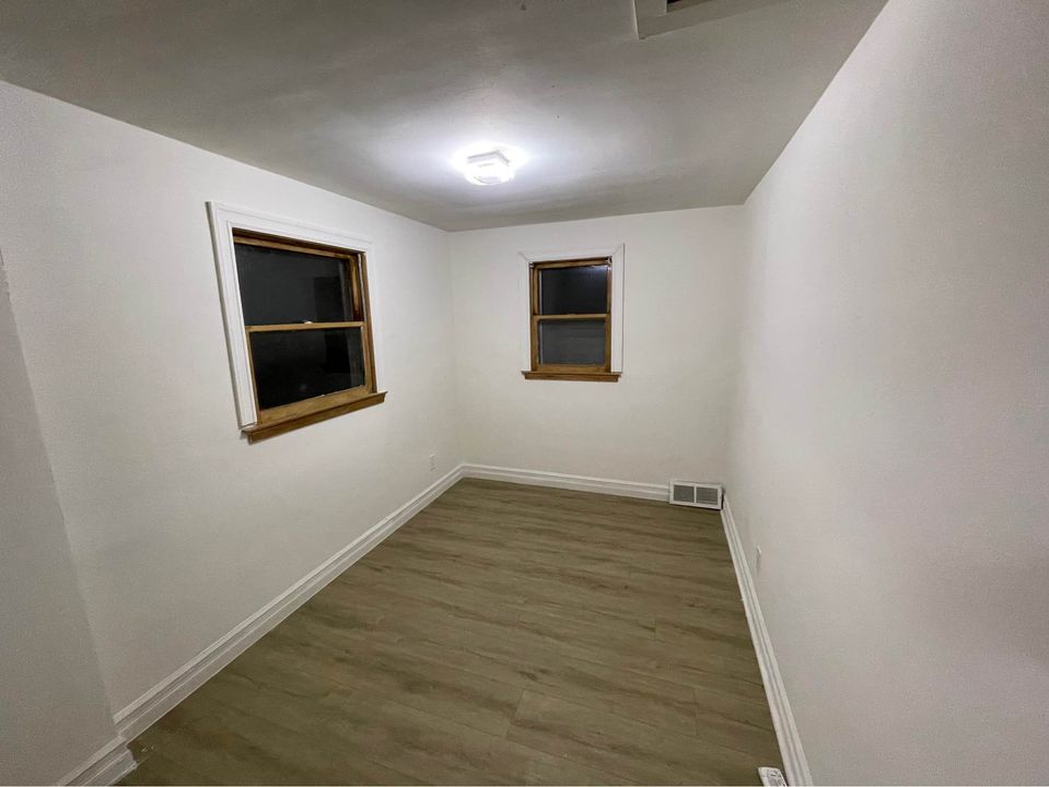 2 Beds 1 Bath House photo'