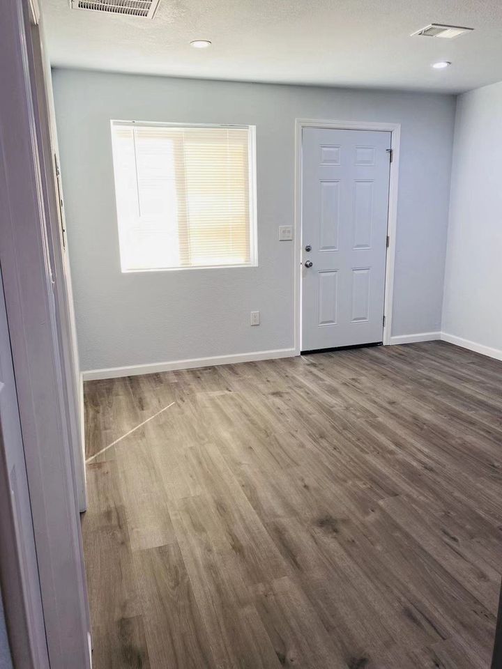 2 Beds 1 Bath House photo'