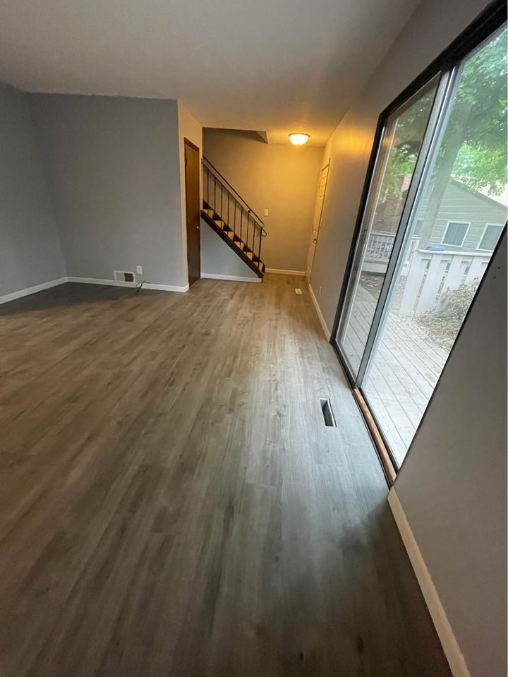 2 Beds 1 Bath - Townhouse photo'