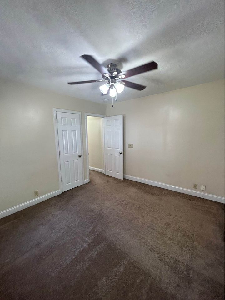 2 Beds 1 Bath - Townhouse photo'