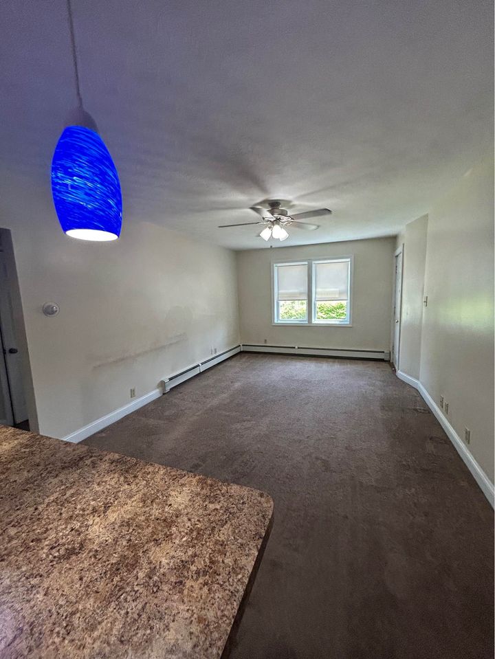 2 Beds 1 Bath - Townhouse photo'