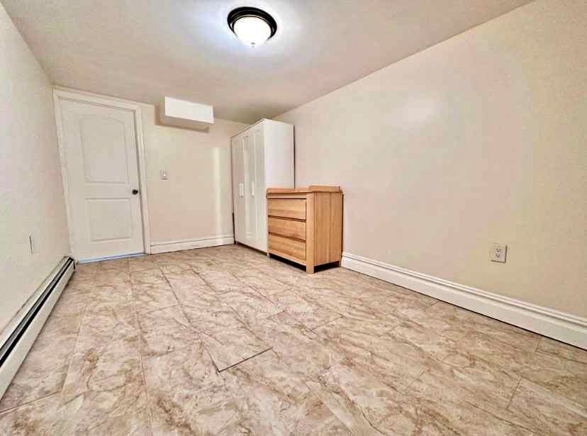 2 Beds 1 Bath - Townhouse