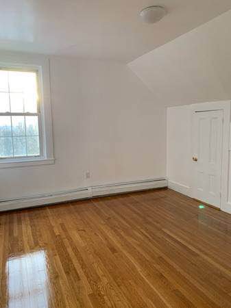 3 Beds 1 Bath - Apartment photo'