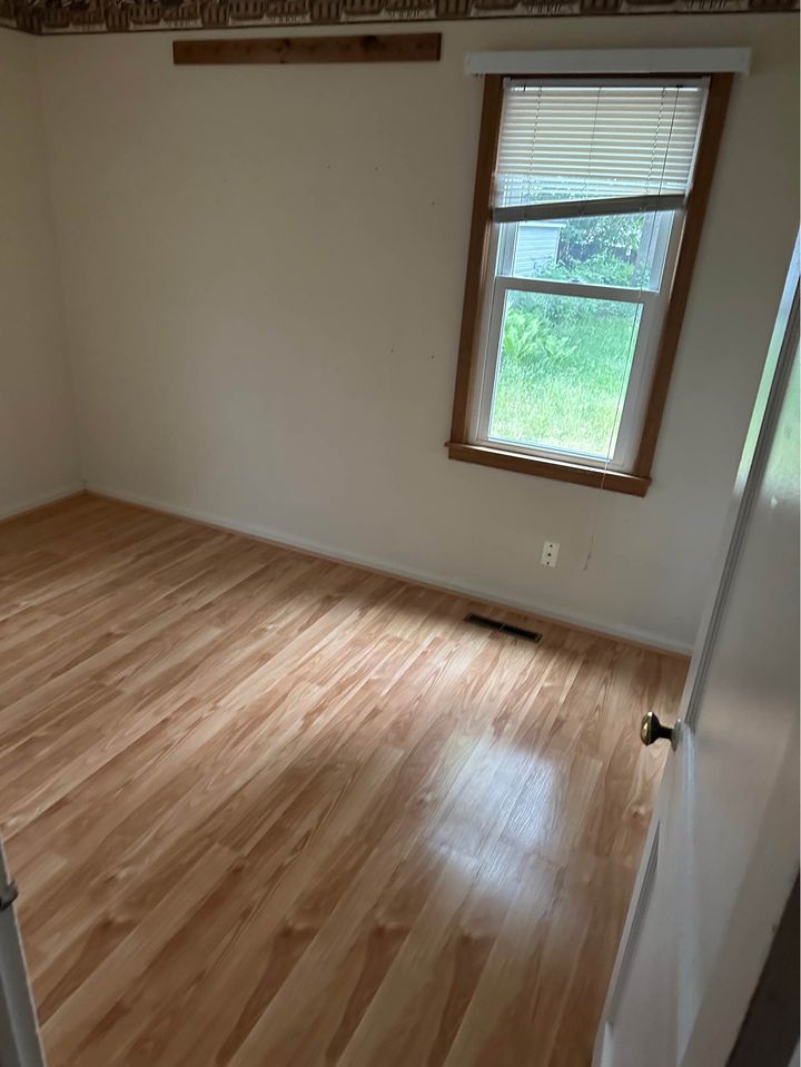 3 Beds 1 Bath - House photo'