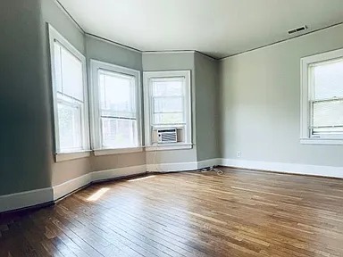 3 Beds 1 Bath House photo'