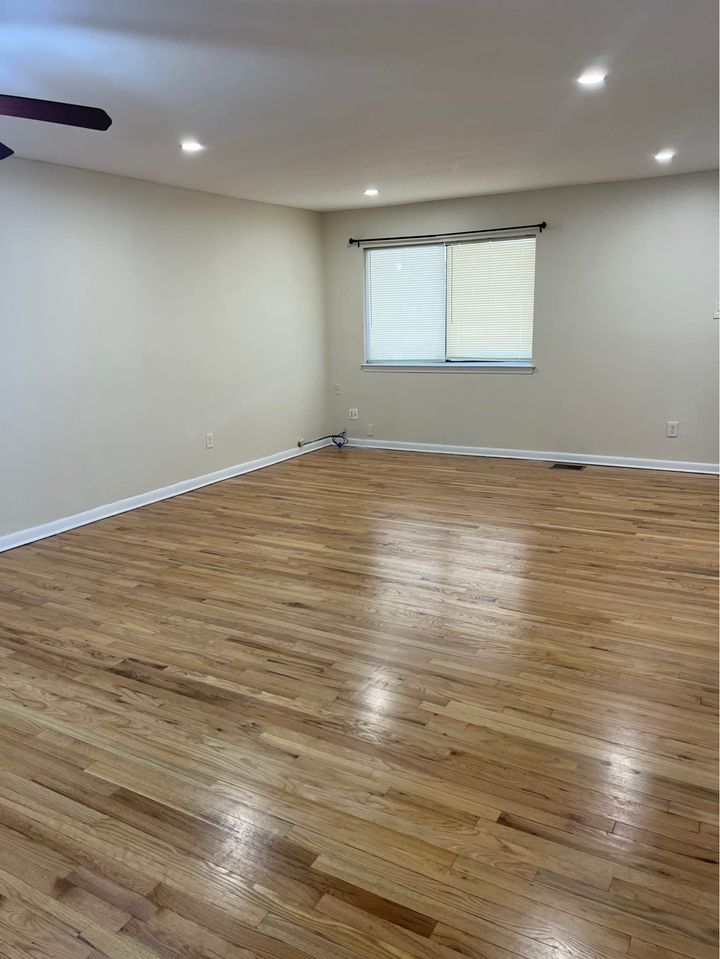 3 Beds 1 Bath - House photo'