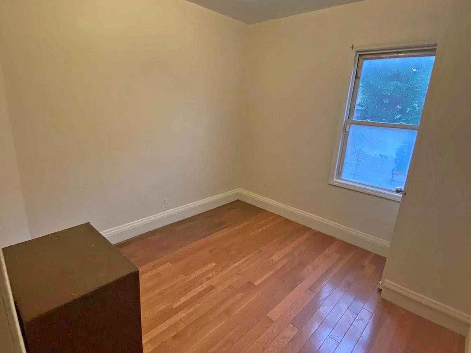 1 Bed 1 Bath - Apartment photo'