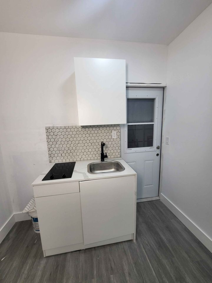 1 Bed 1 Bath - Apartment photo'