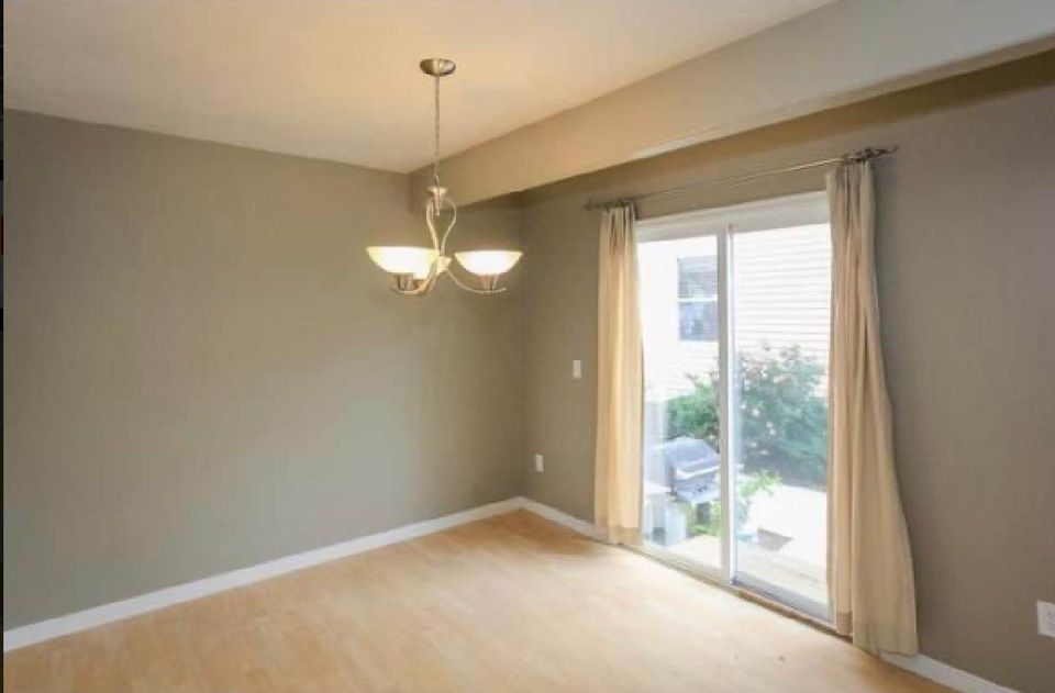 1 Bed 1 Bath - Townhouse photo'