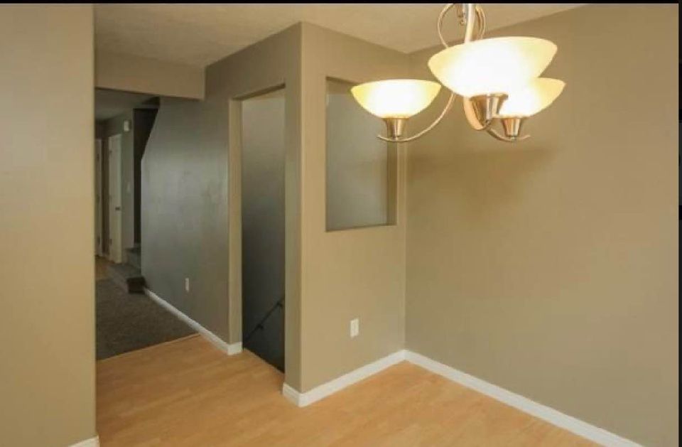 1 Bed 1 Bath - Townhouse photo'