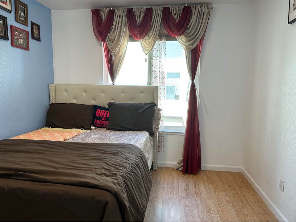 1 Bed 1 Bath - Townhouse photo'