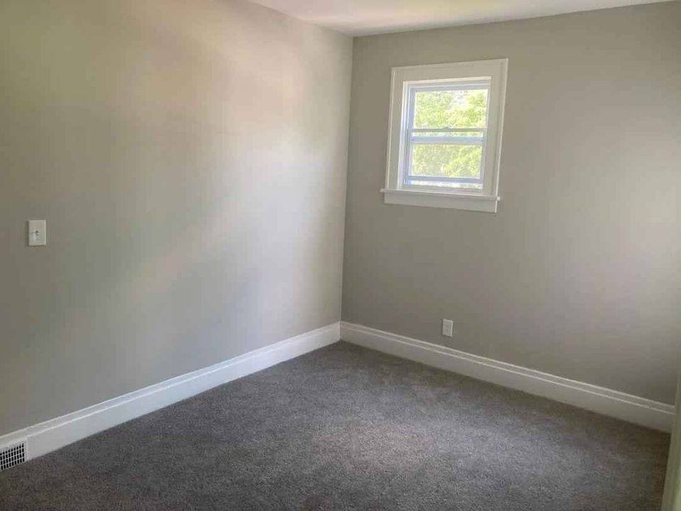 2 Beds 1 Bath - Apartment photo'