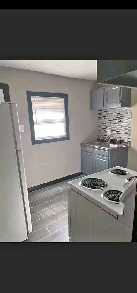 2 Beds 1 Bath - Apartment