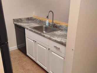 2 Beds 1 Bath - Apartment - 10