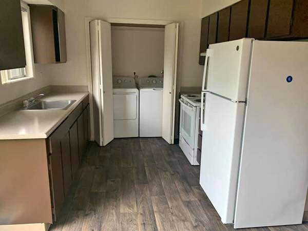 2 Beds 1 Bath - Apartment