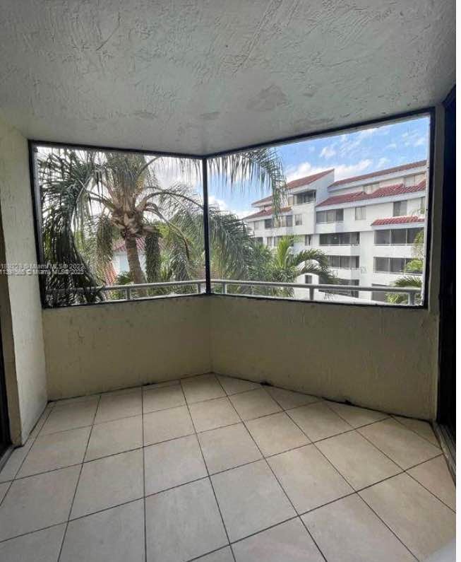 2 Beds 1 Bath - Apartment