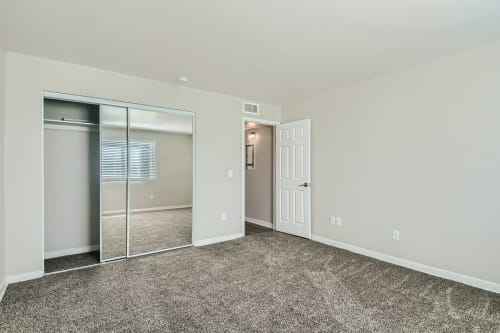 2 Beds 1 Bath - Apartment - 6