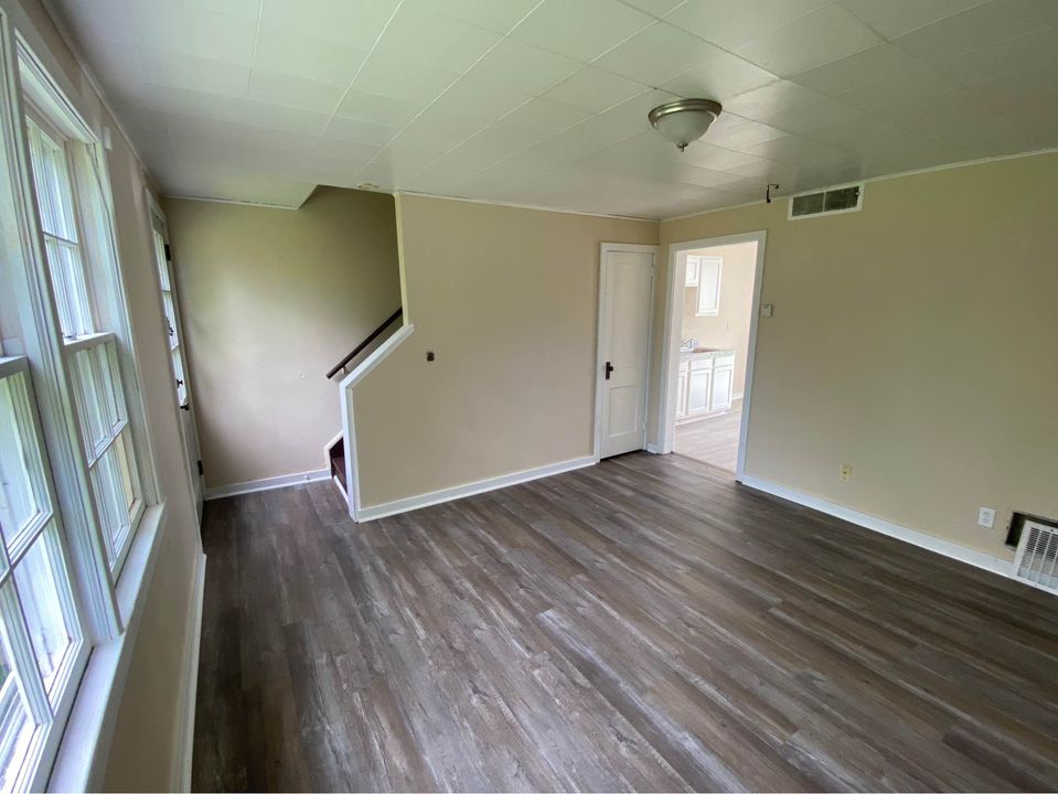 2 Beds 1 Bath Apartment photo'