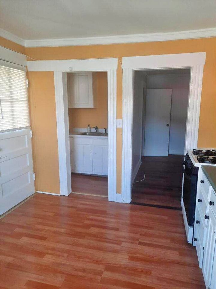 2 Beds 1 Bath - Apartment